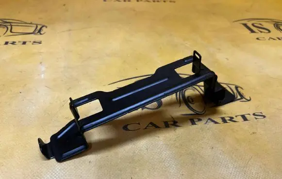 Volvo XC90 Battery bracket 31651299