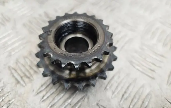 BMW 3 F30 F35 F31 Timing chain sprocket 8518189