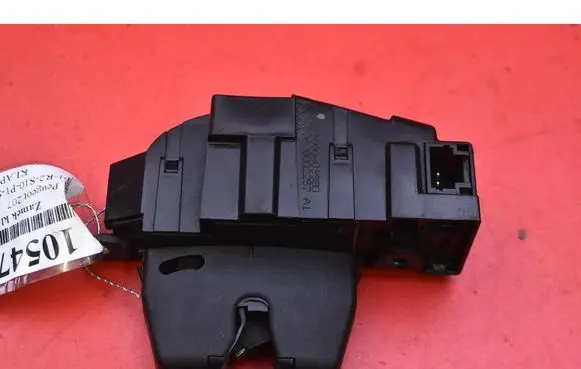 Mercedes-Benz E C207 W207 Tailgate/trunk/boot lock/catch/latch 9660403980