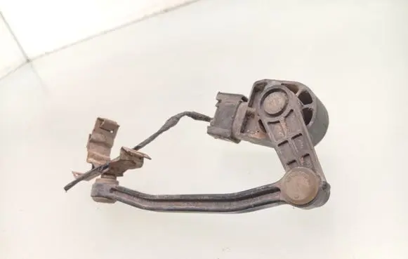 Audi A4 S4 B7 8E 8H Headlight/headlamp level sensor 8E0907503 6PN00816150