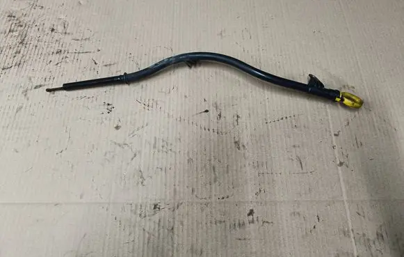 Volkswagen Amarok Oil level dip stick 03L115629E 03L115611AD