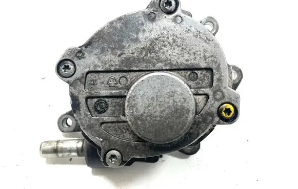Mercedes-Benz E W211 Vacuum pump A6422300165 LA1231065