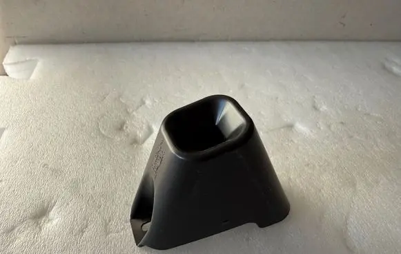 Tesla Model Y Front bumper mounting bracket 151446600A