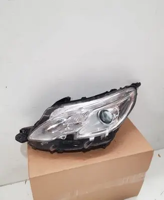 Peugeot 2008 I Headlight/headlamp 90015175 9677810180