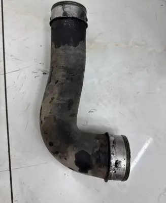 Volkswagen Caddy Intercooler hose/pipe 