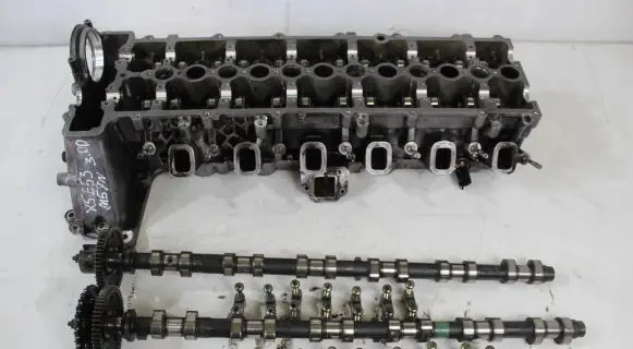 BMW X5 E53 Engine head 7788564
