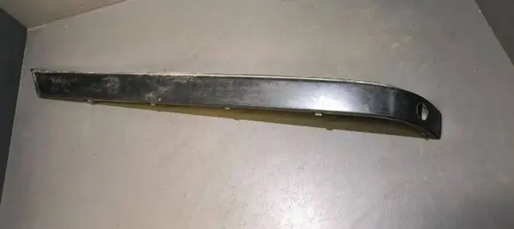BMW 7 E38 Rear bumper trim bar molding 51128125411