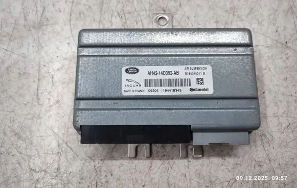 Land Rover Range Rover Sport L320 Air suspension control unit module (rear) AH4214D392AB 194418345 S180010011B