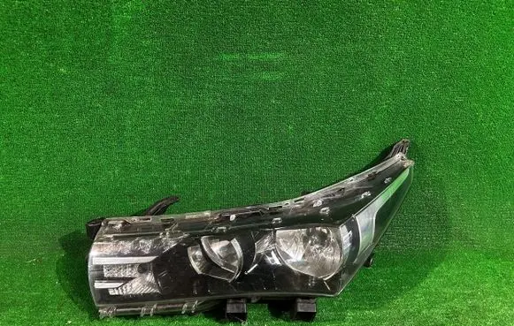 Toyota Corolla E160 E170 Headlight/headlamp 8115002e70