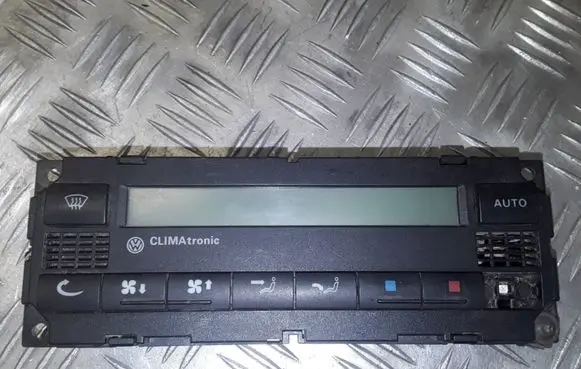 Volkswagen PASSAT B5.5 Climate control unit 6013966 UPSAT6013966