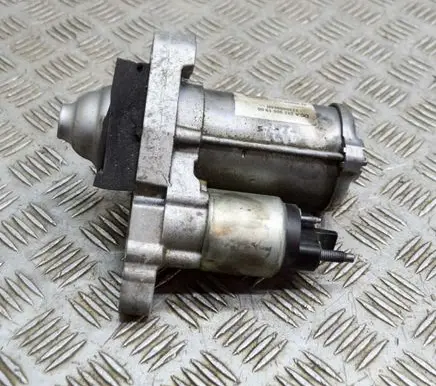 Mercedes-Benz B W247 Starter motor A2829061900 233000968R
