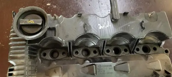 Mazda 6 Rocker cam cover R2AA10220 S5209
