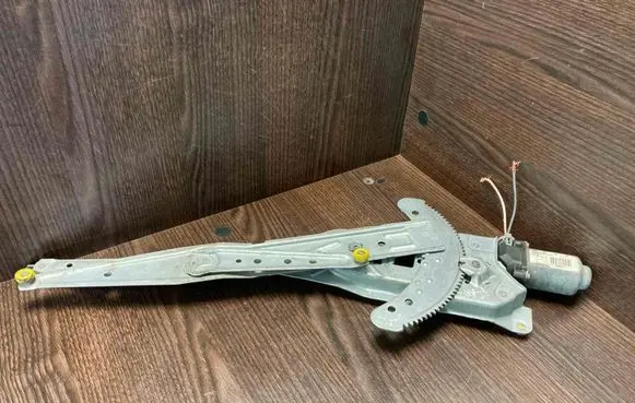 Renault Kangoo I Front door window regulator with motor 400663 820018855