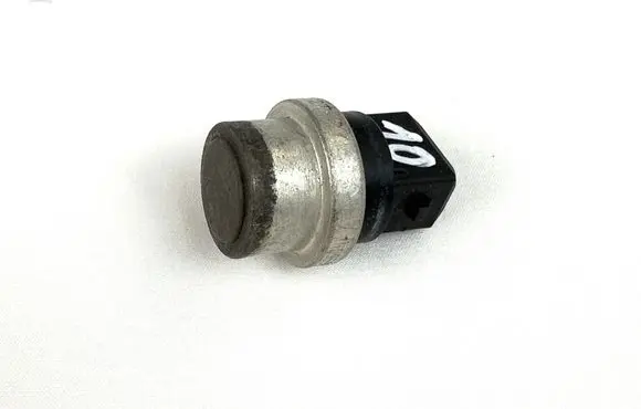 Coolant temperature sensor