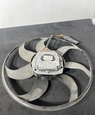 BMW 3 E90 E91 Electric radiator cooling fan 7561712 3137229020 1137328118