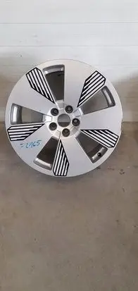 Audi e-tron R19 alloy rim 