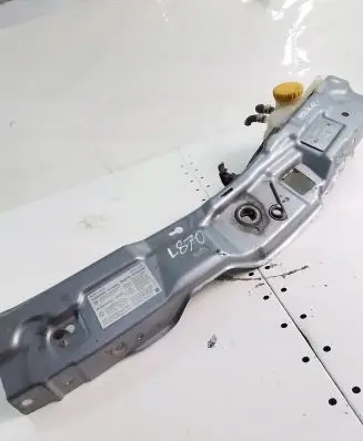 Top upper radiator support slam panel