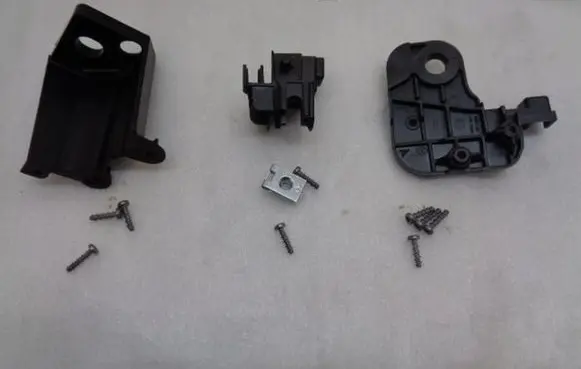 DS Automobiles 9 Headlight/headlamp mounting bracket 1637130080