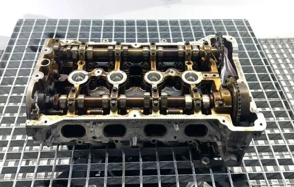 Peugeot 508 Engine head V753471080