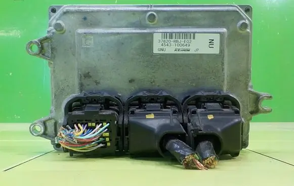 Honda Insight Engine control unit/module 37820RBJE02