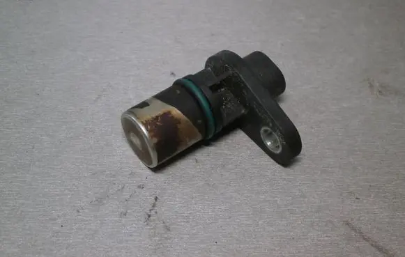 Opel Vectra C Crankshaft position sensor 12567712