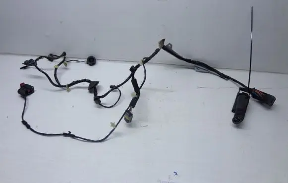 Opel Astra H Front door wiring loom 13208869ZJE