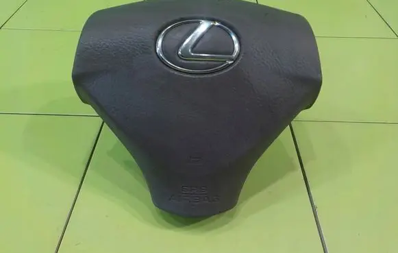 Lexus RX 300 Steering wheel airbag 