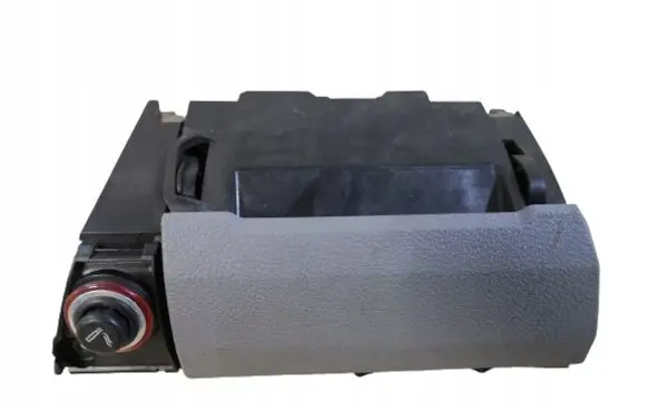 Car ashtray