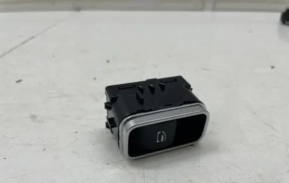 Mercedes-Benz A W177 Electric window control switch A1679050201