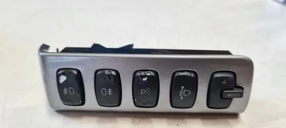 Fog light switch