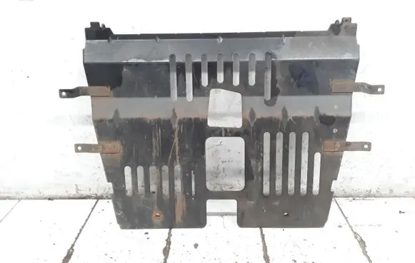 Engine splash shield/under tray