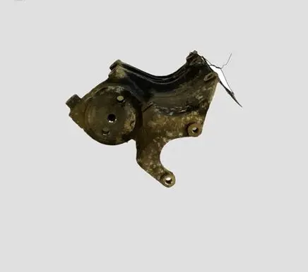 KIA Sorento Engine mounting bracket