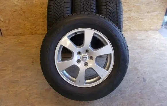 Volvo XC60 R17 alloy rim 