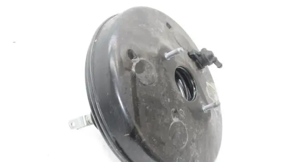 Toyota Auris E180 Brake booster 4720002F20
