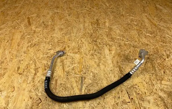 Air conditioning (A/C) pipe/hose