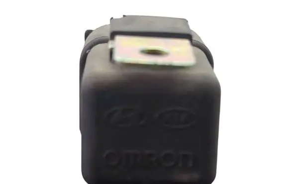 KIA Cerato Indicator relay E466330330 DC12V25A
