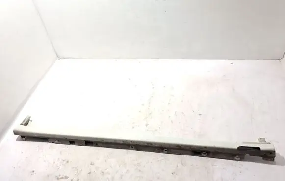 BMW X4M F98 Sill 8091996