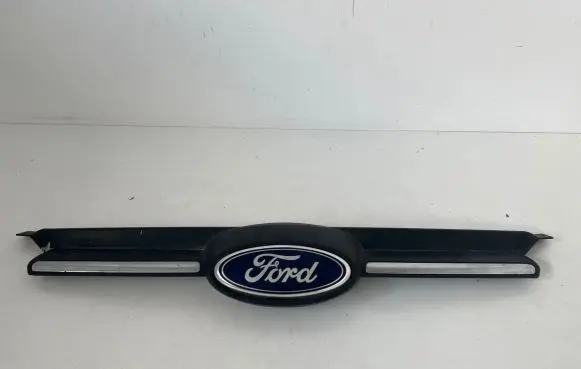 Ford Focus Front bumper upper radiator grill 8M51BA133B BM518200B