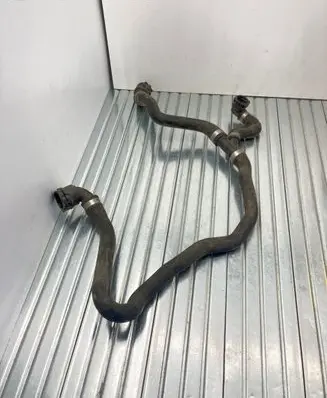 BMW 5 F10 F11 Engine coolant pipe/hose 7592866