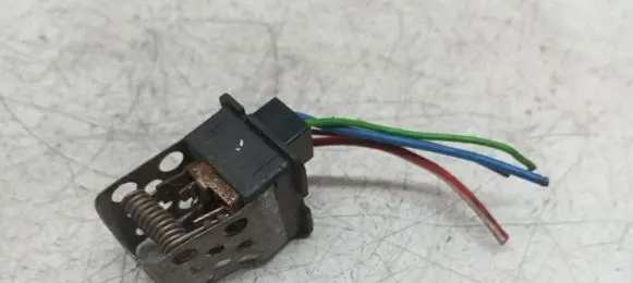 Opel Zafira A Heater blower motor/fan resistor 90559834