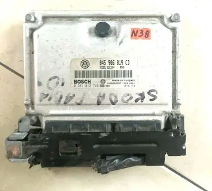 Skoda Fabia Mk1 (6Y) Engine control unit/module 045906019CD 0281012749