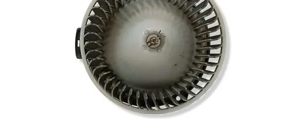 Mitsubishi 3000 GT Heater fan/blower 1940000341