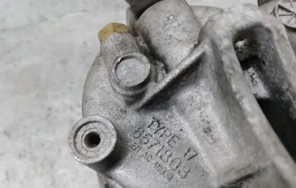 Volkswagen Golf V Air conditioning (A/C) compressor (pump) 6571808