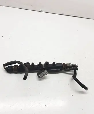 Toyota Corolla Verso AR10 Fuel main line pipe
