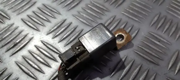 Mitsubishi Galant Other relay mb261260