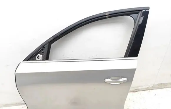Audi A8 S8 D4 4H Front door 