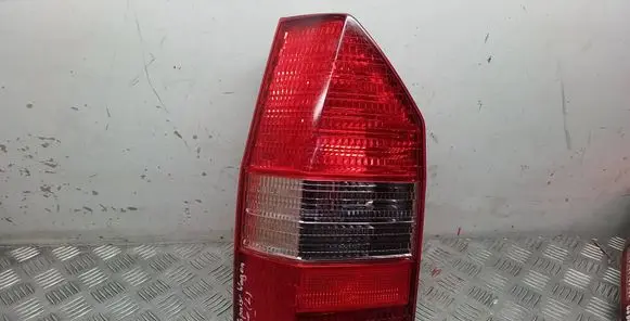Mitsubishi Space Wagon Rear/tail lights 22087262