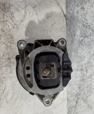 BMW X3 F25 Engine mount bracket 6850481