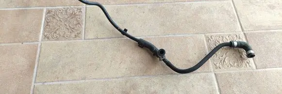 Audi Q5 SQ5 Engine coolant pipe/hose 8R0121081C