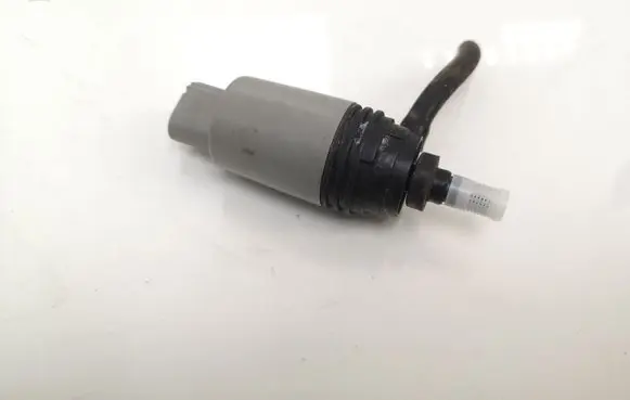 BMW 1 E81 E87 Windscreen/windshield washer pump 6934159 67126934159 23557610